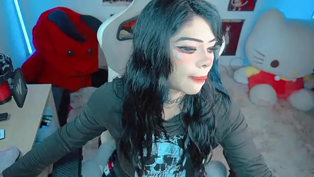 Snapshot of Deadly_Doll chatting on June 2026 10:41:02 PM Deadly Doll online show from June 2026 10:41:02 PM