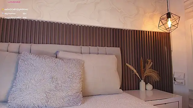 SHANONCLARK online show from December 2025 07:53:02 PM