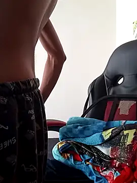 Aron Baylor online show from April 2026 07:19:01 PM