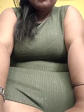 Snapshot of flamingoss chatting on November 2025 06:40:01 PM flamingoss online show from November 2025 06:40:01 PM