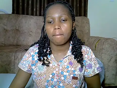 Snapshot of AurelAda chatting on November 2025 10:02:01 PM AurelAda online show from November 2025 10:02:01 PM