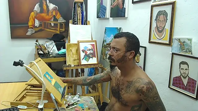 Snapshot of color_beat17 chatting on December 2024 08:44:01 PM color beat17 online show from December 2024 08:44:01 PM