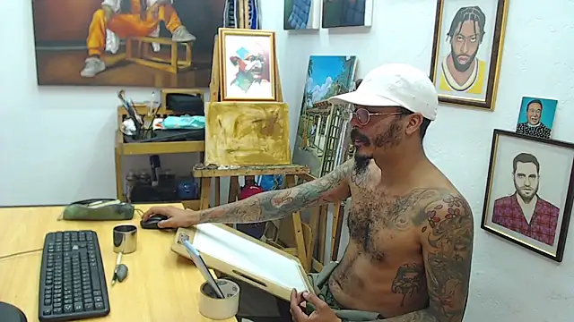 Snapshot of color_beat17 chatting on December 2024 12:55:02 PM color beat17 online show from December 2024 12:55:02 PM