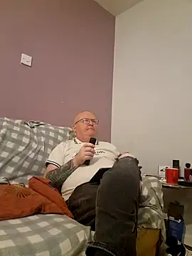 FriendlyDave online show from February 2025 09:33:01 PM