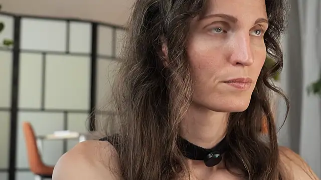 Snapshot of yulladao chatting on October 2025 04:13:02 PM yulladao online show from October 2025 04:13:02 PM