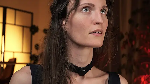 Snapshot of yulladao chatting on November 2025 06:32:01 PM yulladao online show from November 2025 06:32:01 PM