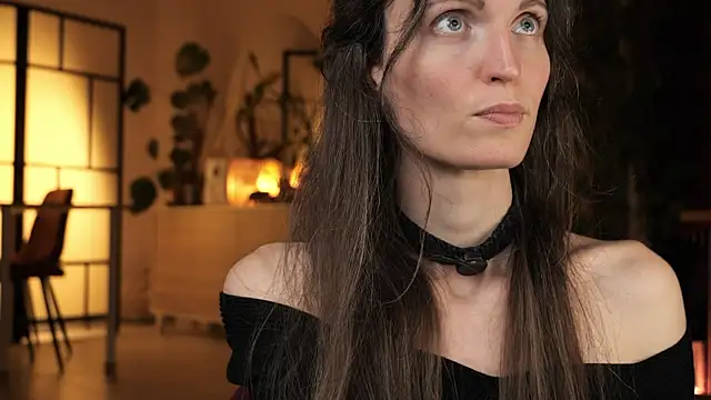 Snapshot of yulladao chatting on November 2025 07:03:03 PM yulladao online show from November 2025 07:03:03 PM