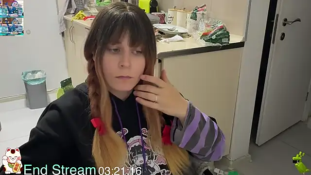 ShiroiFubuki online show from April 2026 05:09:02 PM