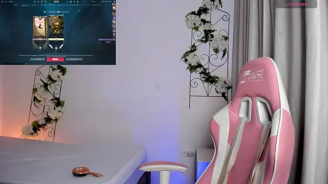 Snapshot of Jiggly__ chatting on September 2025 02:00:02 AM Jiggly online show from September 2025 02:00:02 AM