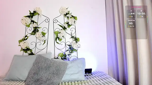 Snapshot of Jiggly__ chatting on September 2025 01:28:01 AM Jiggly online show from September 2025 01:28:01 AM