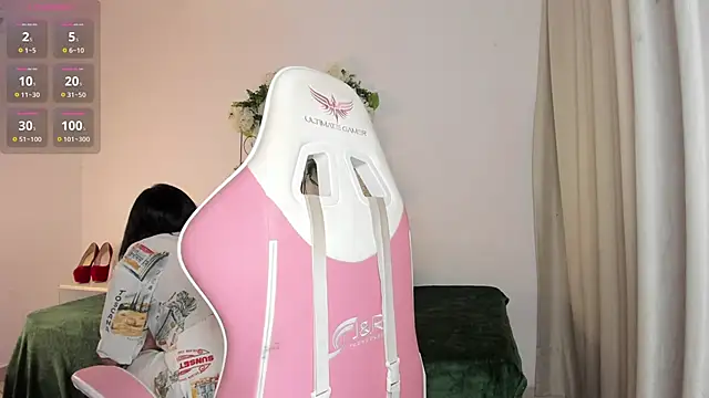 Snapshot of Jiggly__ chatting on October 2025 01:16:02 AM Jiggly online show from October 2025 01:16:02 AM