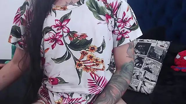 queenofwetqueens online show from December 2024 04:09:02 AM