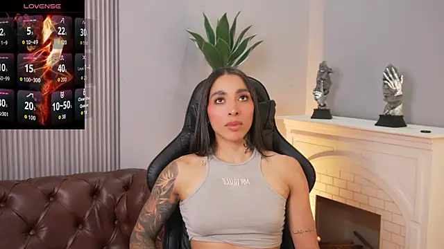 Snapshot of KAYLA_BATISTA chatting on June 2026 11:15:01 AM KAYLA BATISTA online show from June 2026 11:15:01 AM