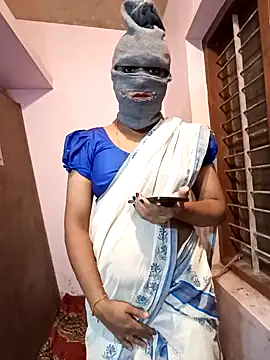 Snapshot of Mallu-Gayathri_Arun chatting on December 2024 03:54:02 PM Mallu-Gayathri Arun online show from December 2024 03:54:02 PM