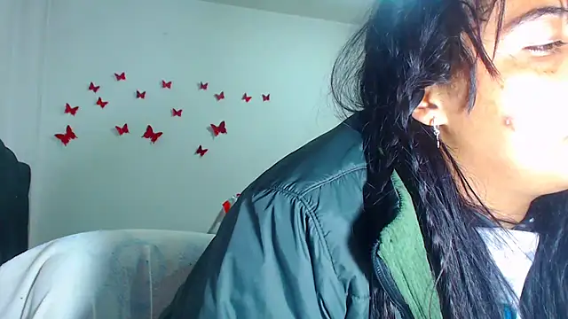 Snapshot of AmaraRoberts420 chatting on October 2025 12:47:02 AM AmaraRoberts420 online show from October 2025 12:47:02 AM