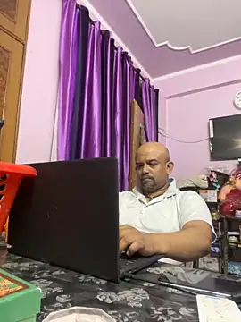 Dick 6inches online show from October 2025 03:34:02 PM