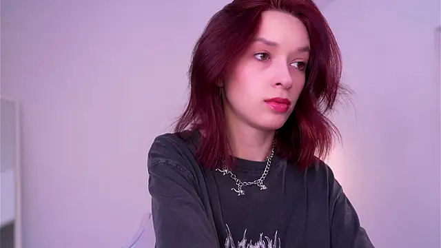 Snapshot of VivianLy_ chatting on March 2025 08:14:01 AM VivianLy online show from March 2025 08:14:01 AM