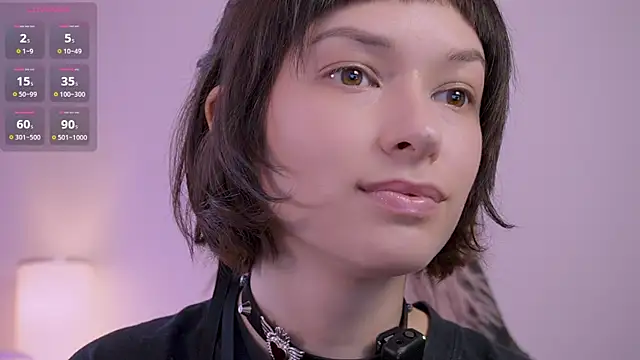 VivianLy  online show from March 2026 11:50:01 AM