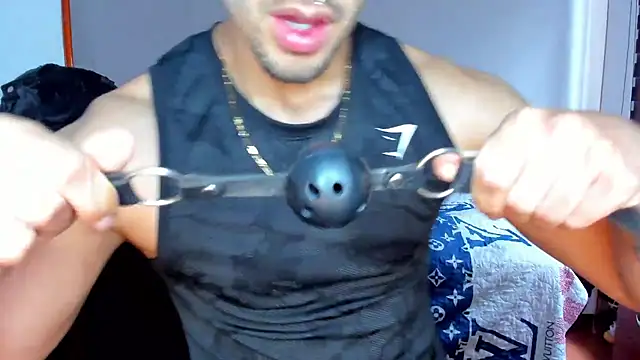 Tommy Bred online show from September 2025 06:07:01 PM