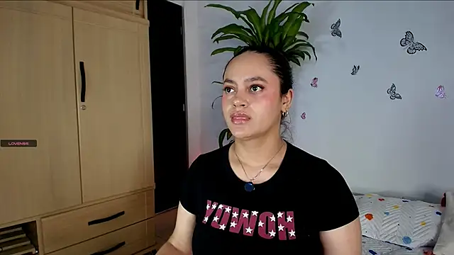 VICTORIABLACK xh online show from April 2026 07:31:02 PM