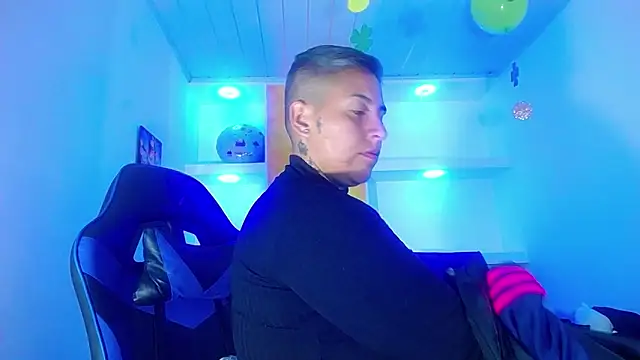 Yessi rousse online show from March 2025 10:06:02 AM