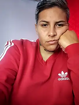 Yessi rousse online show from October 2025 01:25:02 PM