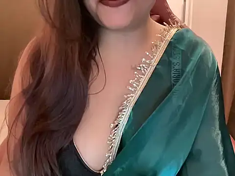 Snapshot of shanayaaa_1 chatting on February 2026 01:31:02 AM shanayaaa 1 online show from February 2026 01:31:02 AM