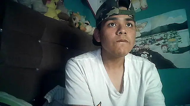 Snapshot of Valesh20 chatting on October 2025 04:59:01 AM Valesh20 online show from October 2025 04:59:01 AM