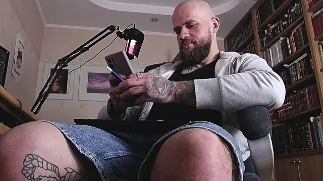 Snapshot of FindomJason chatting on May 2026 02:23:01 PM FindomJason online show from May 2026 02:23:01 PM