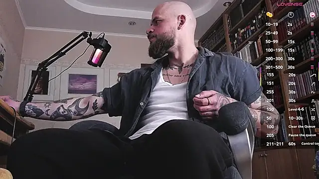 Snapshot of FindomJason chatting on May 2026 11:50:01 AM FindomJason online show from May 2026 11:50:01 AM