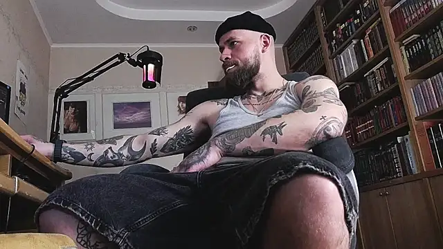 Snapshot of FindomJason chatting on May 2026 10:21:02 AM FindomJason online show from May 2026 10:21:02 AM