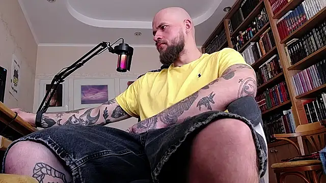 Snapshot of FindomJason chatting on May 2026 07:02:02 AM FindomJason online show from May 2026 07:02:02 AM