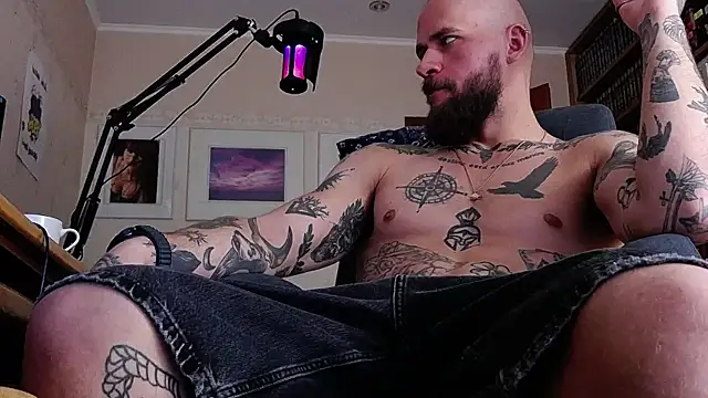 Snapshot of FindomJason chatting on August 2026 10:47:02 AM FindomJason online show from August 2026 10:47:02 AM