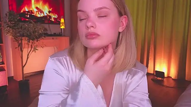 Hottie Jane online show from July 2026 01:30:02 PM