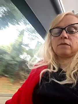 martachatte online show from November 2025 10:31:01 AM