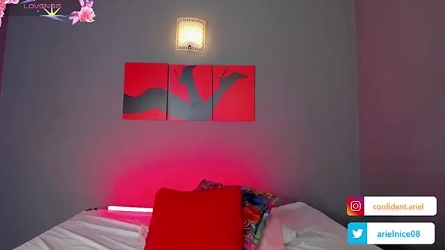 Snapshot of ariel35 chatting on March 2025 01:20:02 AM ariel35 online show from March 2025 01:20:02 AM