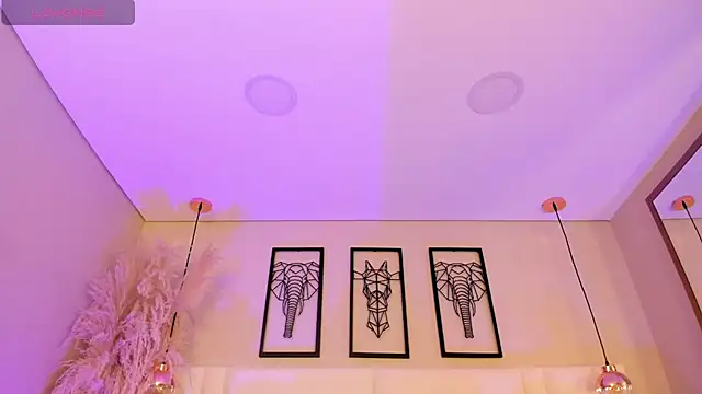 Rebeca jones online show from October 2025 12:06:02 PM