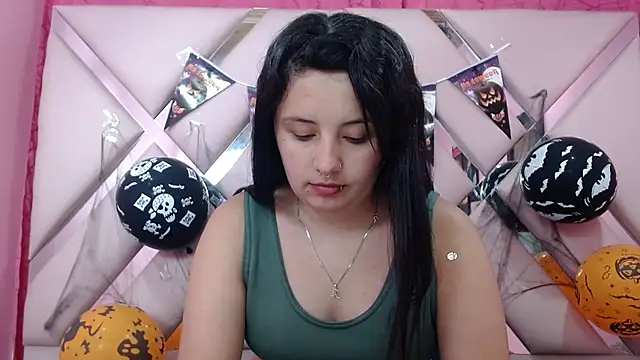 nathaly low1 online show from October 2025 03:06:02 AM