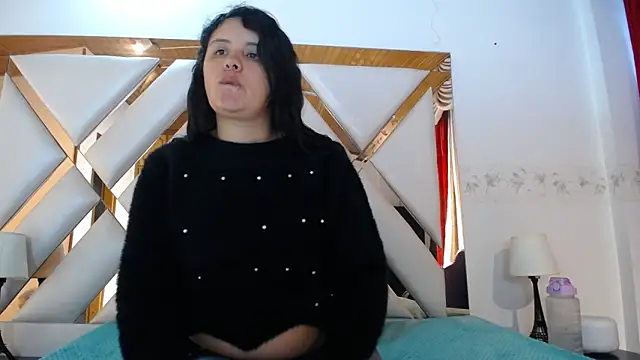 nathaly low1 online show from March 2026 12:24:02 PM