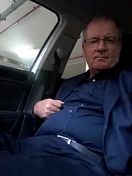 stiffandlubedxh online show from December 2024 07:28:01 AM