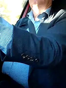 stiffandlubedxh online show from October 2025 09:01:01 PM