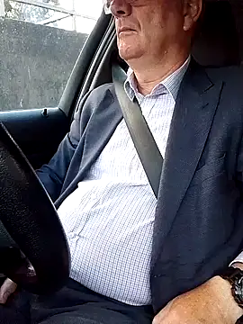 stiffandlubedxh online show from February 2026 08:25:02 PM