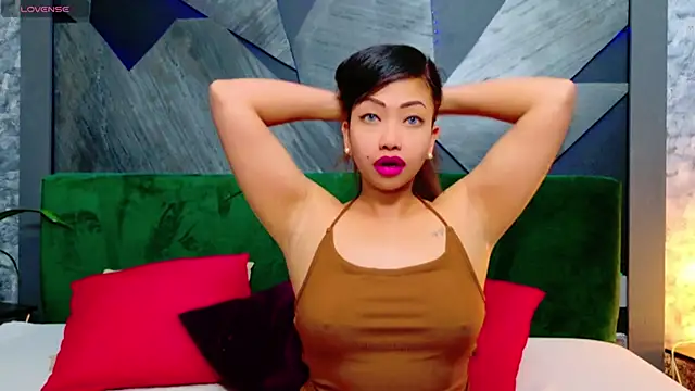 Snapshot of ElyaQuinn chatting on February 2025 07:12:02 AM ElyaQuinn online show from February 2025 07:12:02 AM