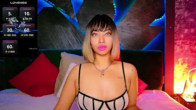 Snapshot of ElyaQuinn chatting on November 2025 07:19:01 AM ElyaQuinn online show from November 2025 07:19:01 AM