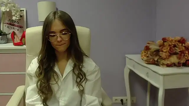 Snapshot of dirtyxEmily chatting on December 2024 01:51:02 PM dirtyxEmily online show from December 2024 01:51:02 PM