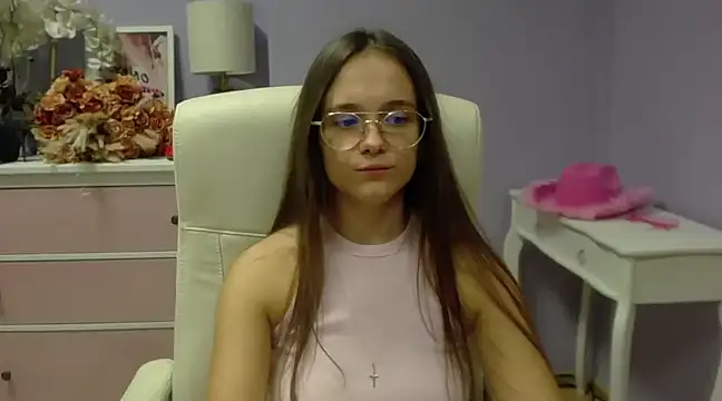 Snapshot of dirtyxEmily chatting on January 2025 11:00:01 AM dirtyxEmily online show from January 2025 11:00:01 AM