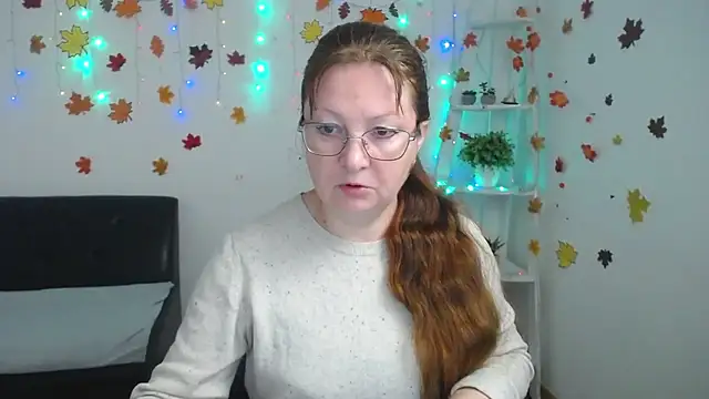 Snapshot of VanessaHotts chatting on November 2025 06:05:02 AM VanessaHotts online show from November 2025 06:05:02 AM