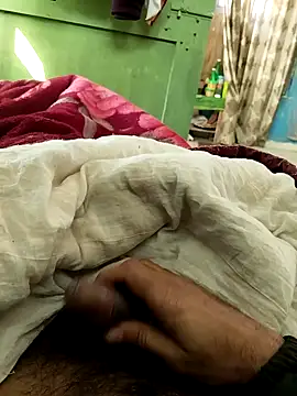 Snapshot of Sanny212 chatting on February 2025 04:44:02 AM Sanny212 online show from February 2025 04:44:02 AM