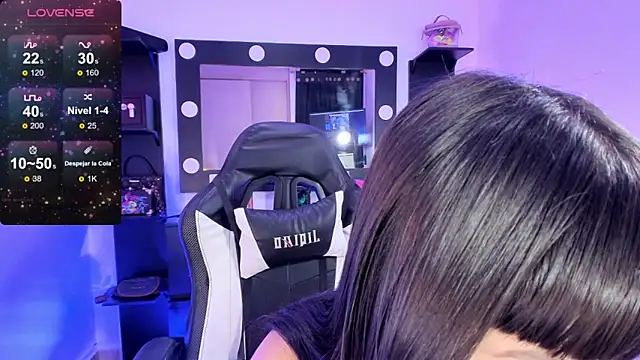 Snapshot of miss_kitty chatting on February 2025 12:48:01 AM miss kitty online show from February 2025 12:48:01 AM