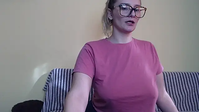 alicesweet21 online show from February 2025 08:18:02 AM